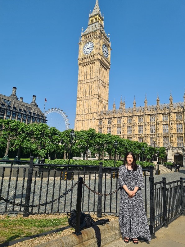 Fatima outside Parliament