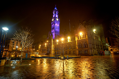 Bradford_Purple_Day_City_Hall_2_Welcome_to_Yorkshire.jpg